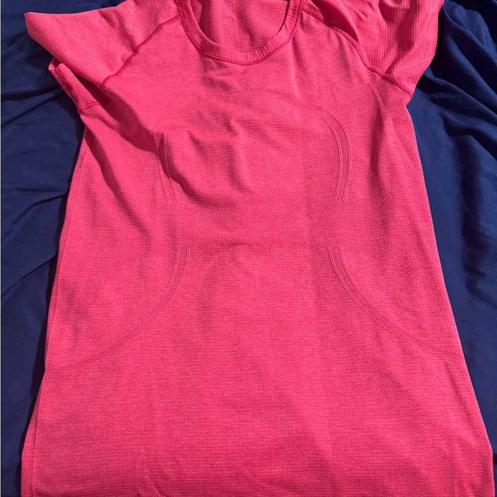 Lululemon coral pink swiftly tech